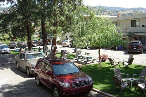 Beachside Motel Пентиктон Экстерьер фото