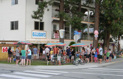 Beachside Motel Пентиктон Экстерьер фото